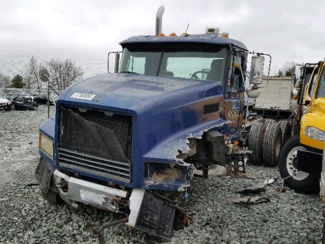 1M1AA18Y42W148704 - 2002 MACK 600 CH600 BLUE photo 2