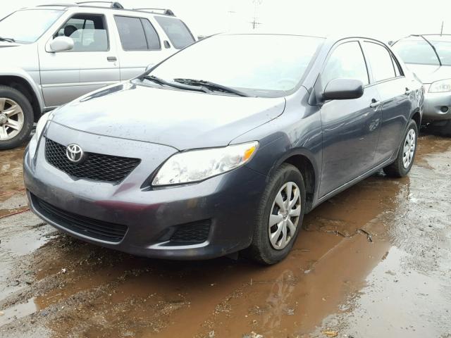 1NXBU4EEXAZ296434 - 2010 TOYOTA COROLLA BA GRAY photo 2