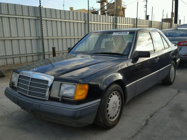 WDBEA30D2LB215152 - 1990 MERCEDES-BENZ 300 E BLACK photo 2