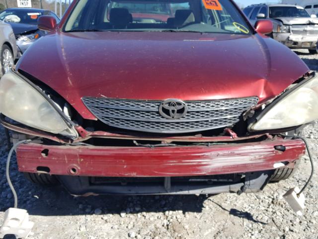 JTDBE32K520091585 - 2002 TOYOTA CAMRY LE RED photo 9