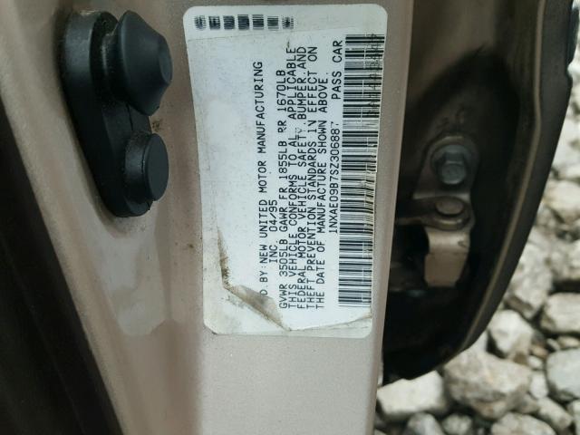 1NXAE09B7SZ306887 - 1995 TOYOTA COROLLA LE 灰色 照片 10