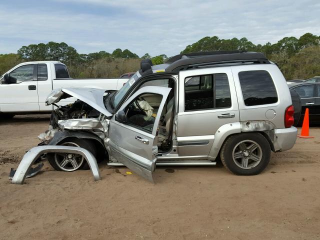 1J8GL38K94W213859 - 2004 JEEP LIBERTY RE GRAY photo 9