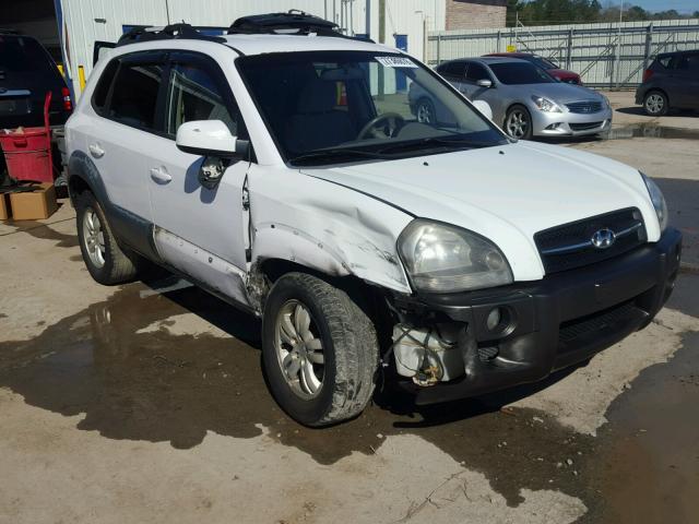 KM8JN12D88U810245 - 2008 HYUNDAI TUCSON SE WHITE photo 1