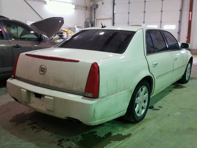 1G6KD57Y46U146198 - 2006 CADILLAC DTS WHITE photo 4