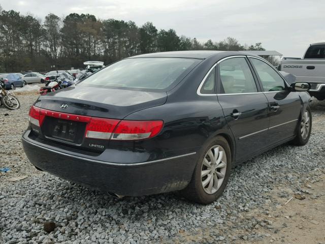 KMHFC46F27A176066 - 2007 HYUNDAI AZERA SE BLACK photo 4