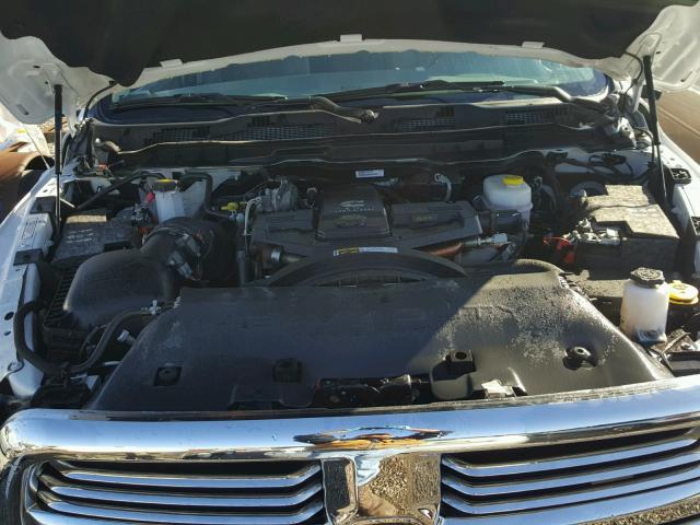 3C63RRHL4HG661826 - 2017 RAM 3500 SLT WHITE photo 7
