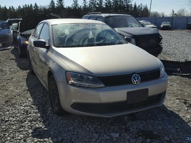 3VW2K7AJ8DM270094 - 2013 VOLKSWAGEN JETTA BASE 银色 照片 1