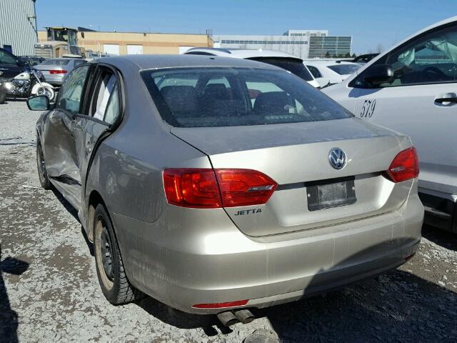 3VW2K7AJ8DM270094 - 2013 VOLKSWAGEN JETTA BASE 银色 照片 3