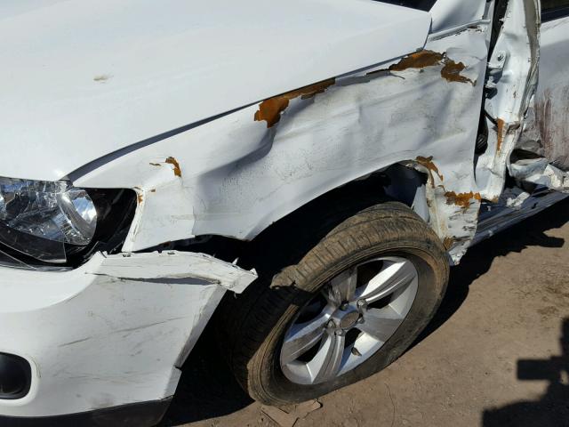 1C4NJDBB8GD778574 - 2016 JEEP COMPASS SP WHITE photo 9