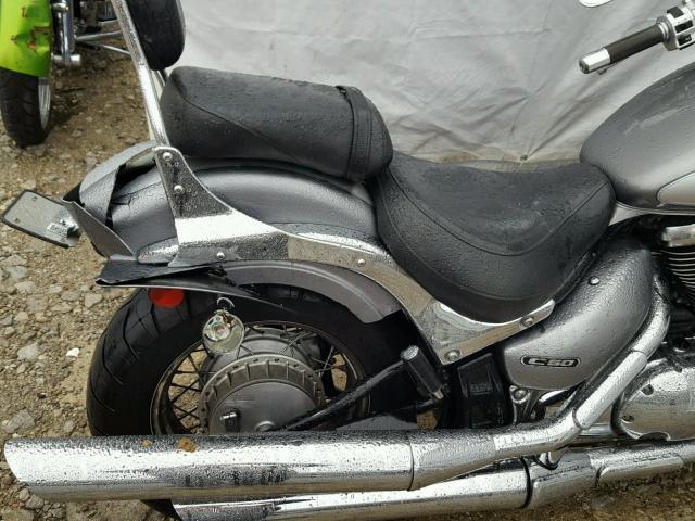 JS1VS55A362115570 - 2006 SUZUKI C50 SILVER photo 6