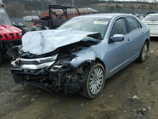 3FADP0L38AR130053 - 2010 FORD FUSION HYB BLUE photo 2