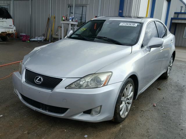 JTHCK262685017703 - 2008 LEXUS IS 250 SILVER photo 2