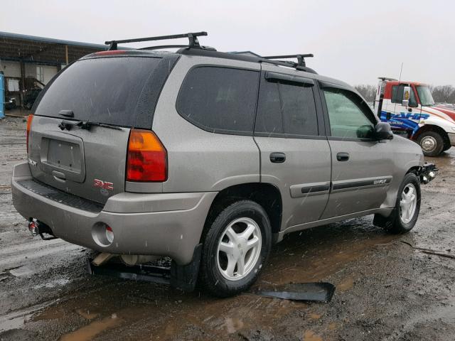 1GKDT13S052352085 - 2005 GMC ENVOY GRAY photo 4