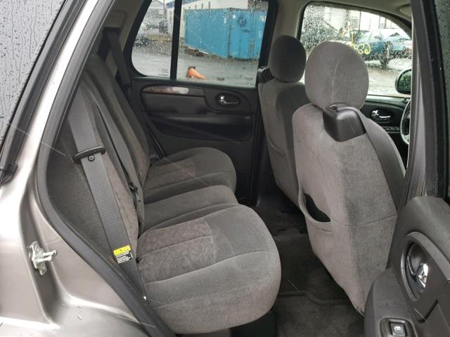 1GKDT13S052352085 - 2005 GMC ENVOY GRAY photo 6