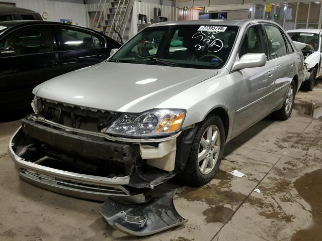 4T1BF28B22U237914 - 2002 TOYOTA AVALON XL TAN photo 2