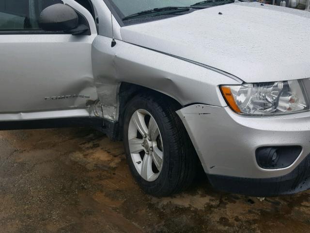 1J4NT1FB3BD146765 - 2011 JEEP COMPASS SP WHITE photo 9