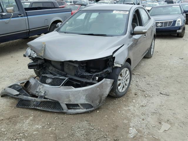 KNAFU4A28A5224642 - 2010 KIA FORTE EX GRAY photo 2