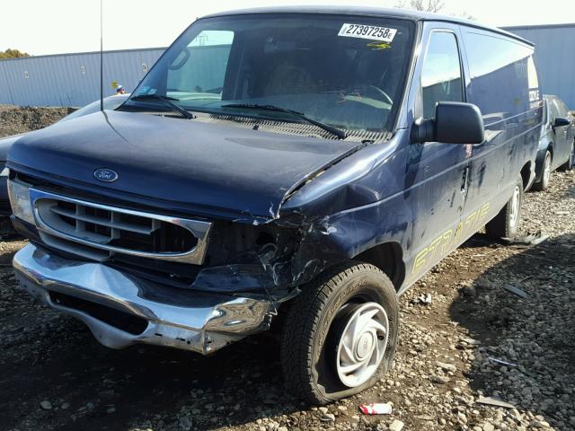 1FTRE14222HA13847 - 2002 FORD ECONOLINE BLUE photo 2