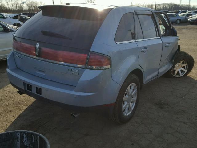 2LMDU88C08BJ21740 - 2008 LINCOLN MKX BLUE photo 4