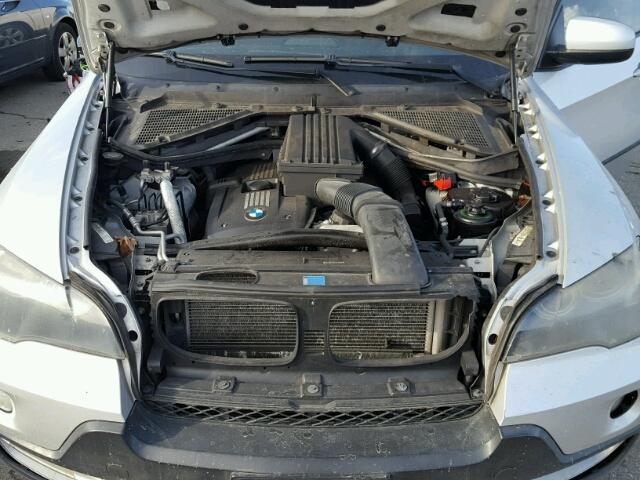 5UXFE43549L265640 - 2009 BMW X5 XDRIVE3 SILVER photo 7