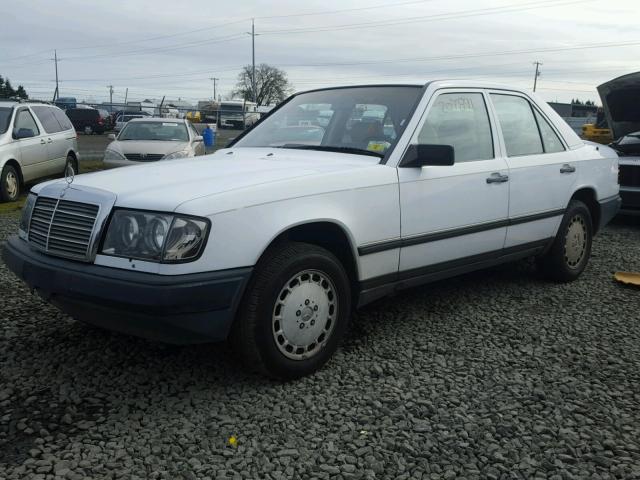 WDBEA30D4GA184076 - 1986 MERCEDES-BENZ 300 E WHITE photo 2