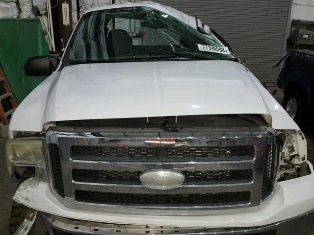 1FTSW21Y56EA79166 - 2006 FORD F250 SUPER WHITE photo 7