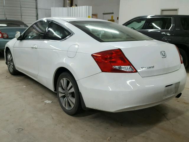 1HGCS1B3XBA000784 - 2011 HONDA ACCORD LX- WHITE photo 3