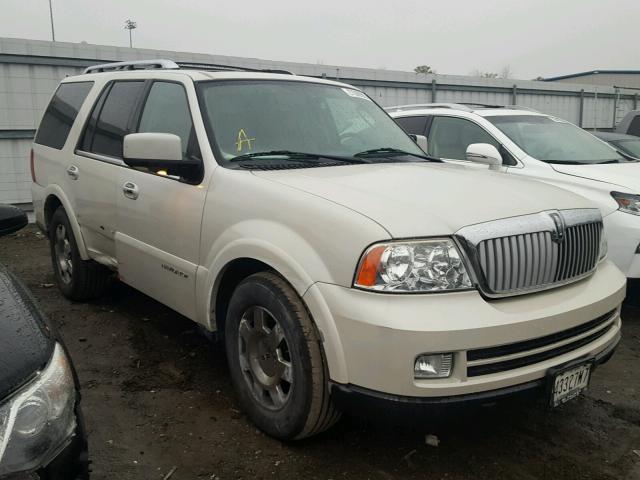 5LMFU28576LJ10795 - 2006 LINCOLN NAVIGATOR WHITE photo 1