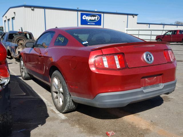 1ZVBP8AN3A5180850 - 2010 FORD MUSTANG RED photo 3