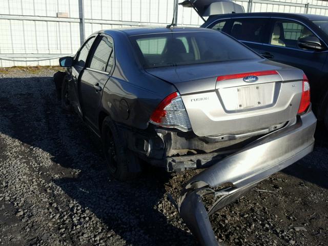 3FAHP0HA8AR142597 - 2010 FORD FUSION GRAY photo 3