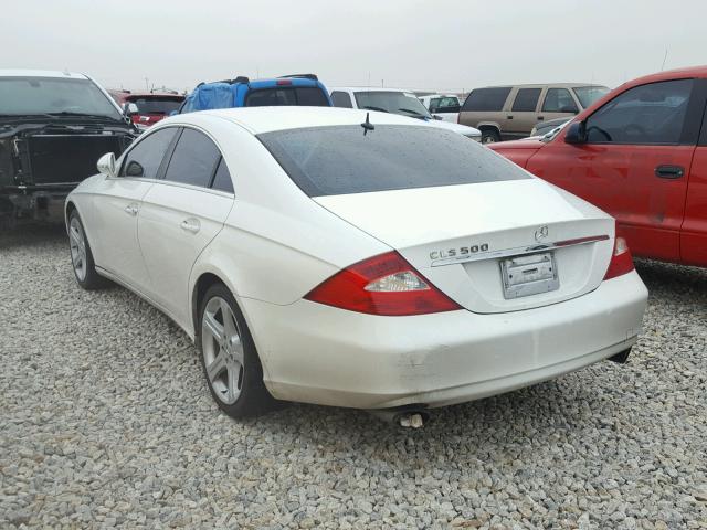 WDDDJ75X06A038351 - 2006 MERCEDES-BENZ CLS 500C WHITE photo 3