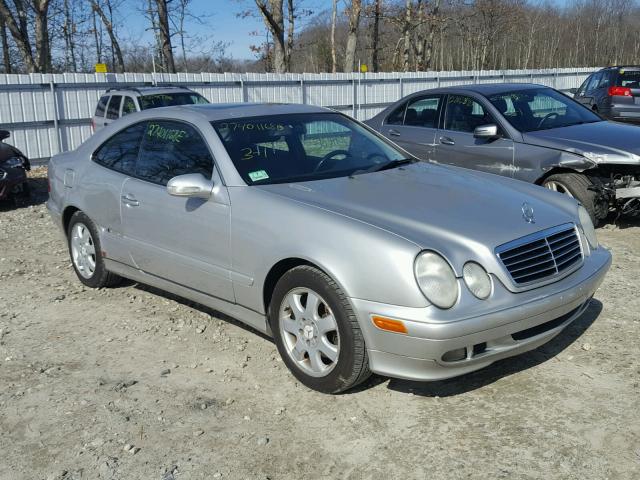 WDBLJ65G62T122459 - 2002 MERCEDES-BENZ CLK 320 SILVER photo 1