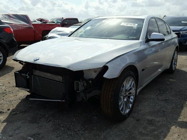 WBAKA8C55BCY37272 - 2011 BMW ALPINA B7 SILVER photo 2