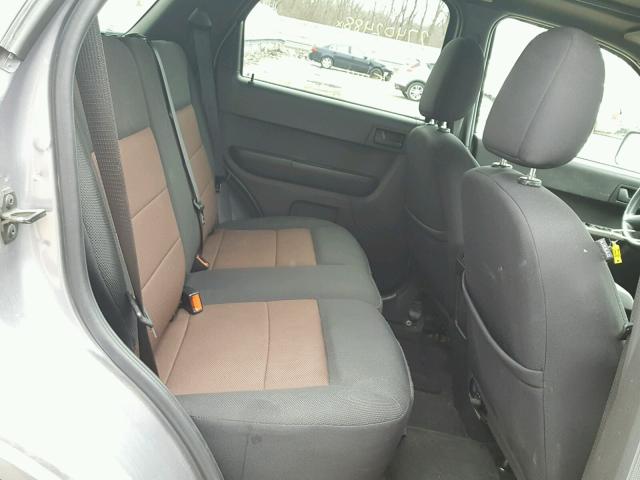 1FMCU931X8KB27585 - 2008 FORD ESCAPE XLT GRAY photo 6