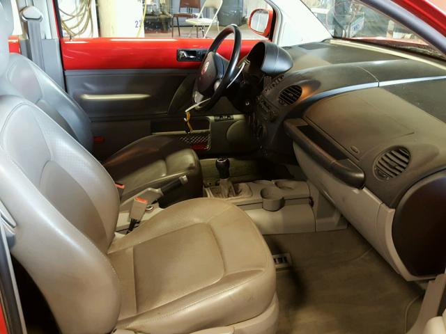 3VWCB21C81M446212 - 2001 VOLKSWAGEN NEW BEETLE 红色 照片 5