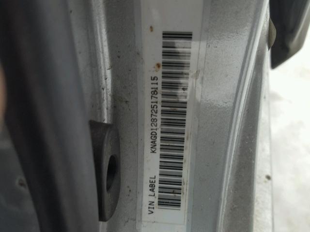 KNAGD128725178115 - 2002 KIA OPTIMA MAG GRAY photo 10