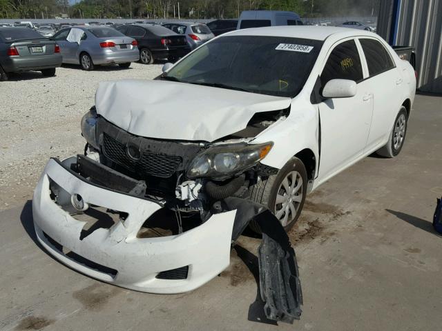 1NXBU4EE1AZ311693 - 2010 TOYOTA COROLLA BA WHITE photo 2