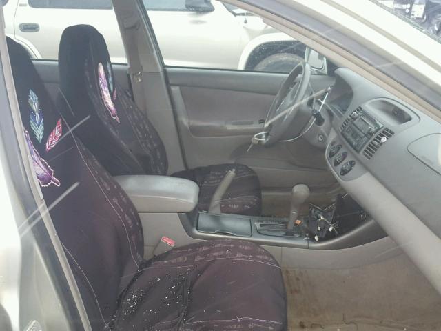 JTDBE32K720103560 - 2002 TOYOTA CAMRY LE SILVER photo 5