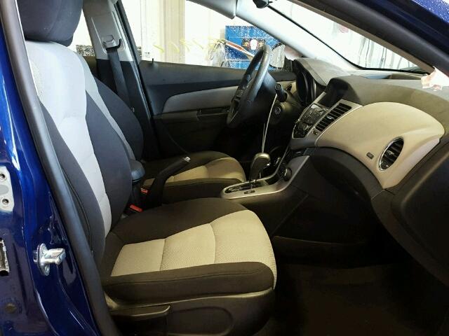 1G1PC5SH6C7334818 - 2012 CHEVROLET CRUZE BLUE photo 5