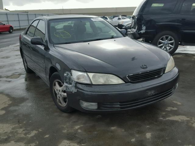 JT8BF22G8V0031712 - 1997 LEXUS ES 300 GRAY photo 1