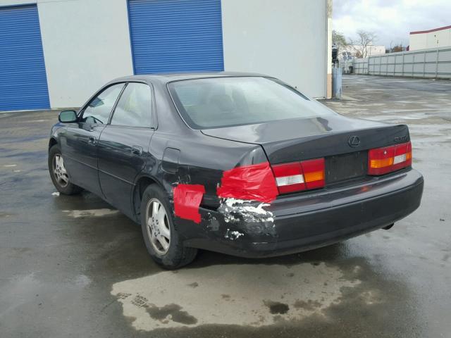 JT8BF22G8V0031712 - 1997 LEXUS ES 300 GRAY photo 3