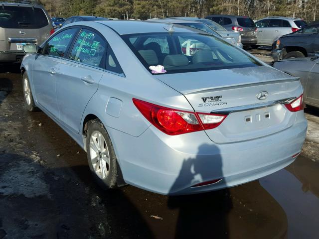 5NPEB4AC6DH635880 - 2013 HYUNDAI SONATA GLS SILVER photo 3