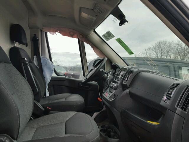 3C6TRVDG8GE119835 - 2016 RAM PROMASTER 银色 照片 5