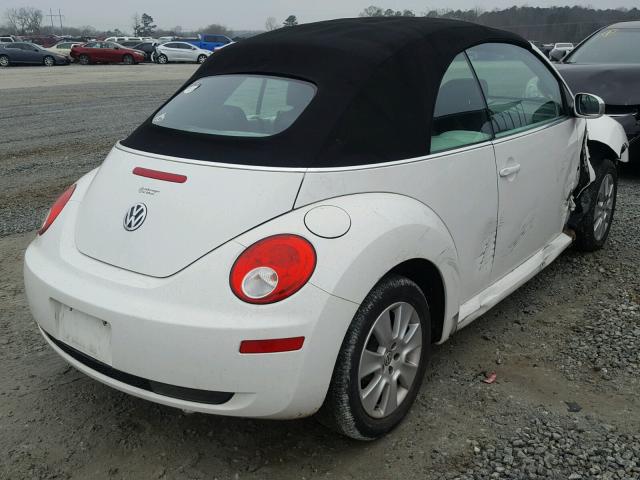 3VWRF31Y19M403097 - 2009 VOLKSWAGEN NEW BEETLE 白色 照片 4
