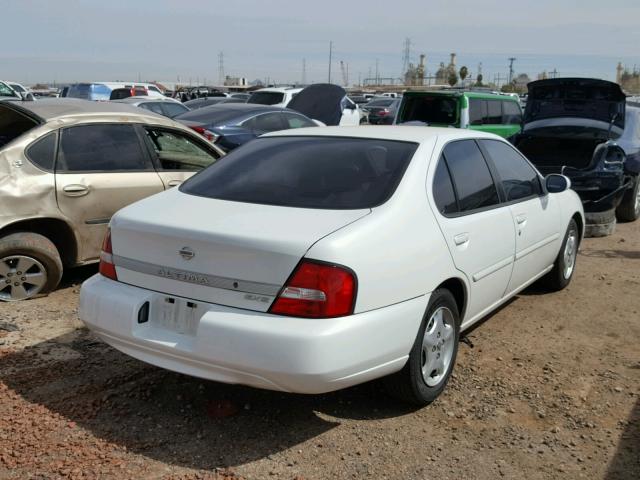 1N4DL01D31C144870 - 2001 NISSAN ALTIMA XE WHITE photo 4