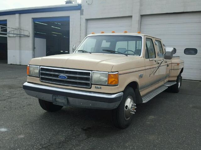 2FTJW35G5LCA95484 - 1990 FORD F350 CREAM photo 2