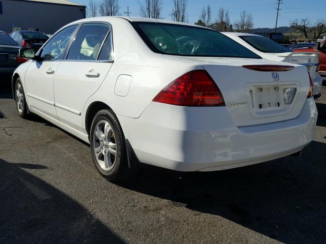 1HGCM567X7A004047 - 2007 HONDA ACCORD EX WHITE photo 3