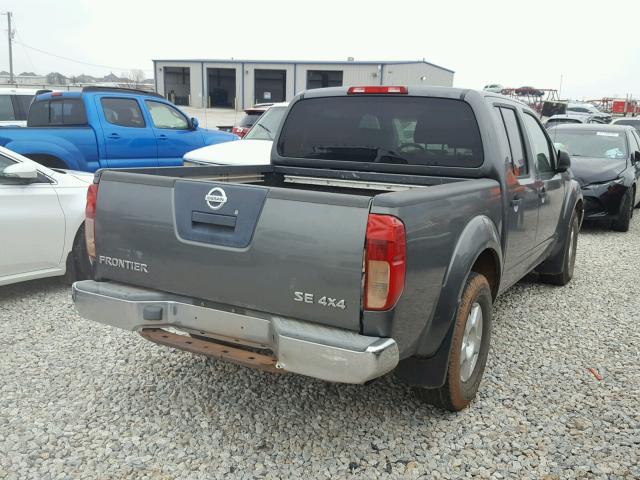 1N6AD07W46C465601 - 2006 NISSAN FRONTIER C GRAY photo 4