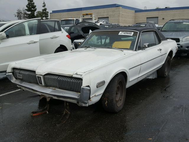 8R93F522370 - 1968 MERCURY COUGAR WHITE photo 2