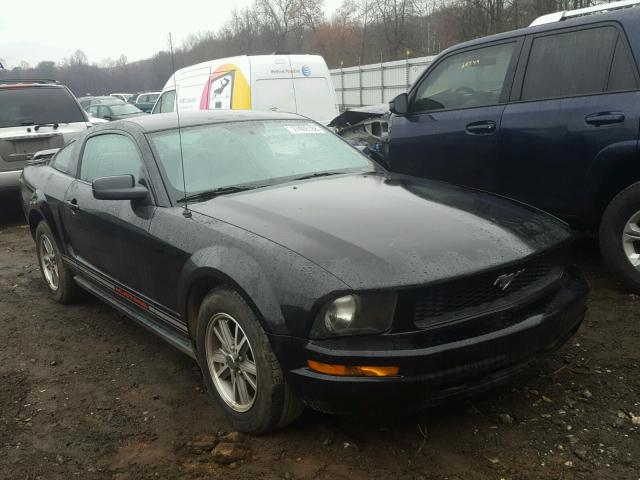 1ZVFT80N955198645 - 2005 FORD MUSTANG BLACK photo 1